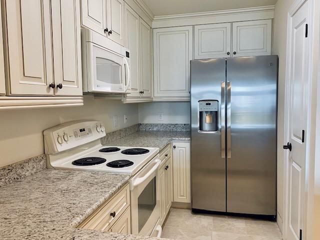 33 Calhoun Street 236, Charleston, SC 29401