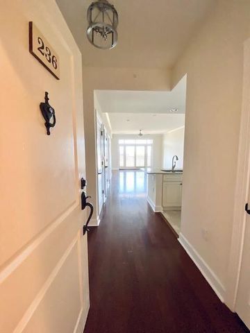 33 Calhoun Street 236, Charleston, SC 29401