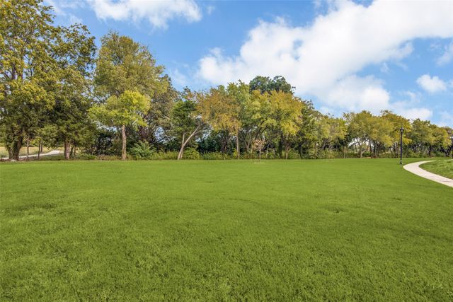 8917 Homestead Boulevard, Rowlett, TX 75089