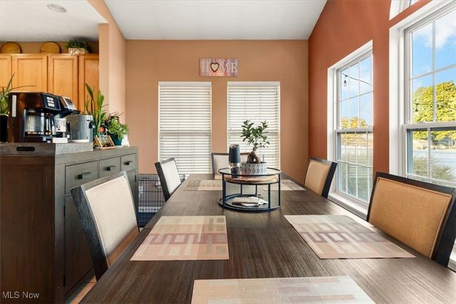 132 Stonefield Drive, Berea, OH 44017