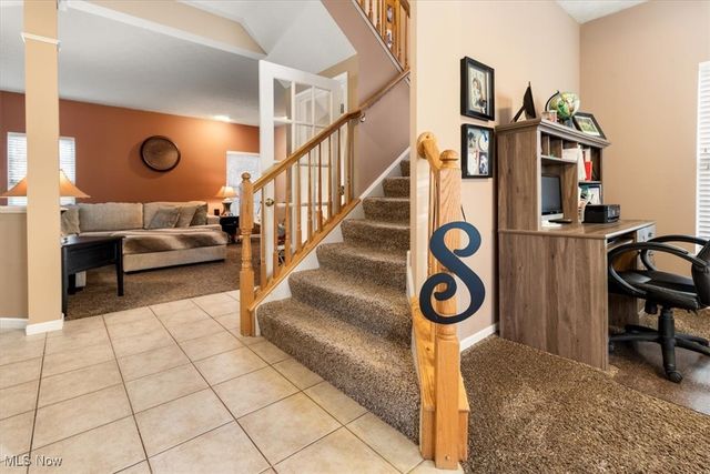 132 Stonefield Drive, Berea, OH 44017