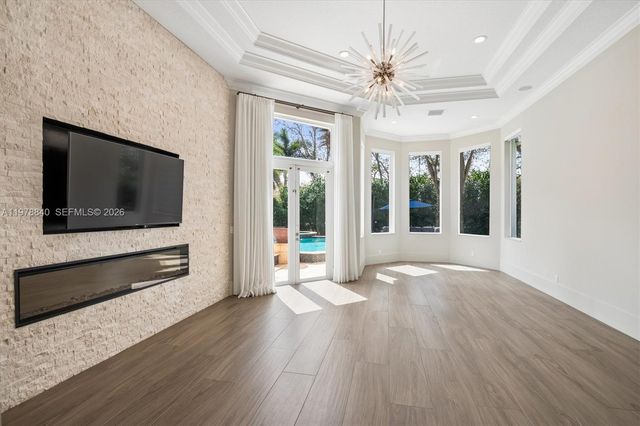 12922 Grand Oaks Dr, Davie, FL 33330