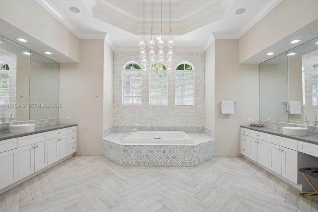 12922 Grand Oaks Dr, Davie, FL 33330