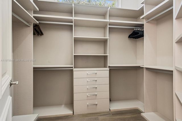 12922 Grand Oaks Dr, Davie, FL 33330