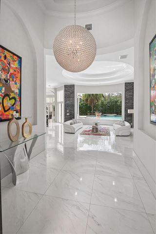 12922 Grand Oaks Dr, Davie, FL 33330