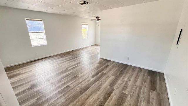 1000 W Lakewood Road 6, West Palm Beach, FL 33405