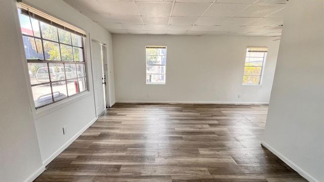 1000 W Lakewood Road 6, West Palm Beach, FL 33405
