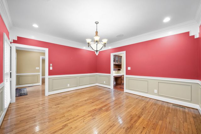 358 Peartree Dr, Clarksville, TN 37043