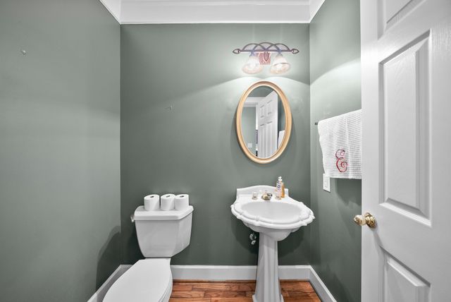 358 Peartree Dr, Clarksville, TN 37043