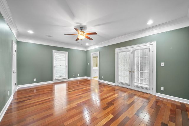 358 Peartree Dr, Clarksville, TN 37043