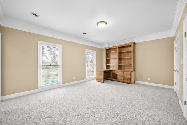 358 Peartree Dr, Clarksville, TN 37043