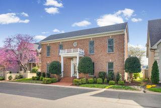 358 Peartree Dr, Clarksville, TN 37043