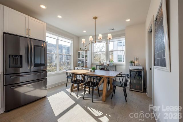 2319 Wesley Village Road, Charlotte, NC 28208
