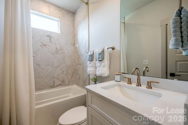 2319 Wesley Village Road, Charlotte, NC 28208