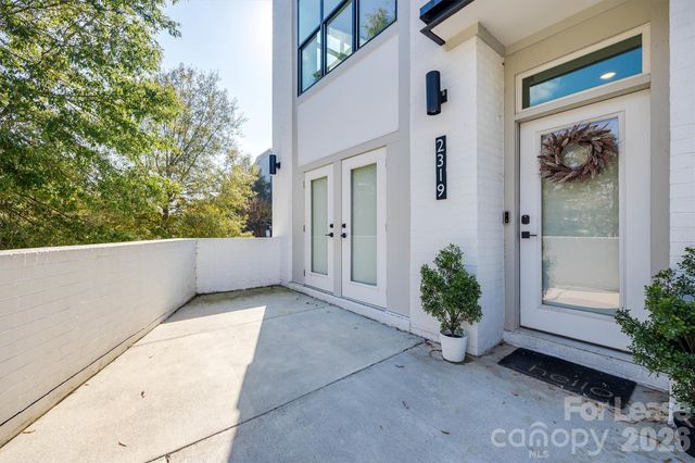 2319 Wesley Village Road, Charlotte, NC 28208