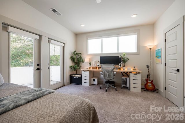 2319 Wesley Village Road, Charlotte, NC 28208