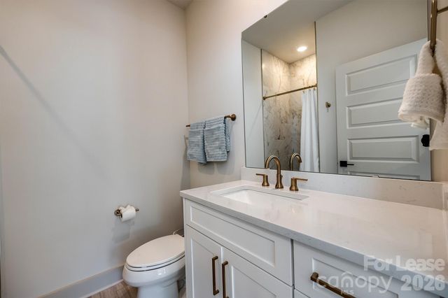 2319 Wesley Village Road, Charlotte, NC 28208