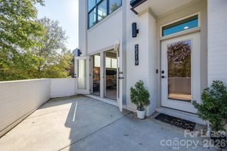 2319 Wesley Village Road, Charlotte, NC 28208