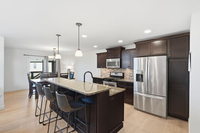 4411 MAXWELL LN, Columbia, MO 65203