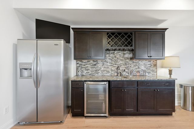 4411 MAXWELL LN, Columbia, MO 65203