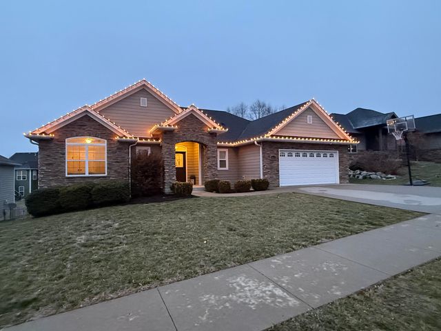 4411 MAXWELL LN, Columbia, MO 65203