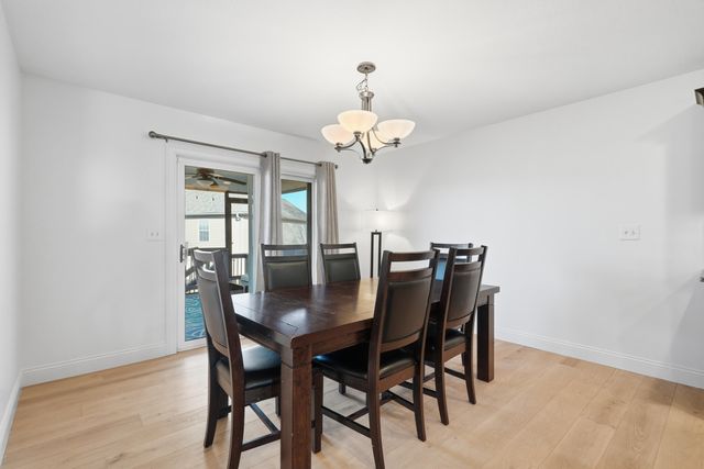 4411 MAXWELL LN, Columbia, MO 65203