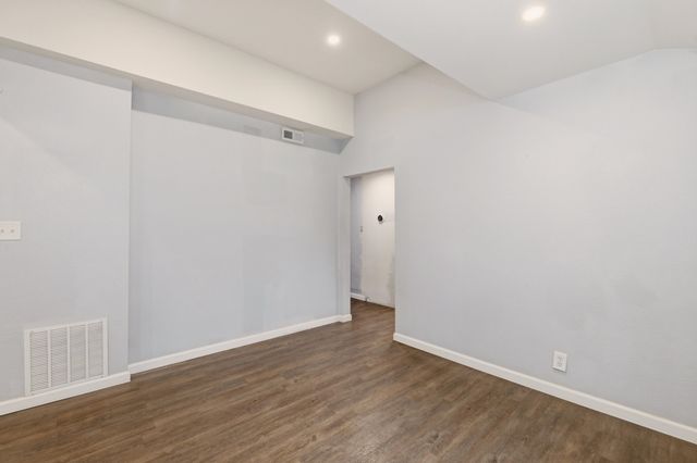 1832 S Bonn, Wichita, KS 67213