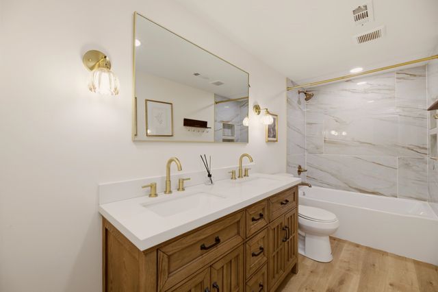 1832 S Bonn, Wichita, KS 67213