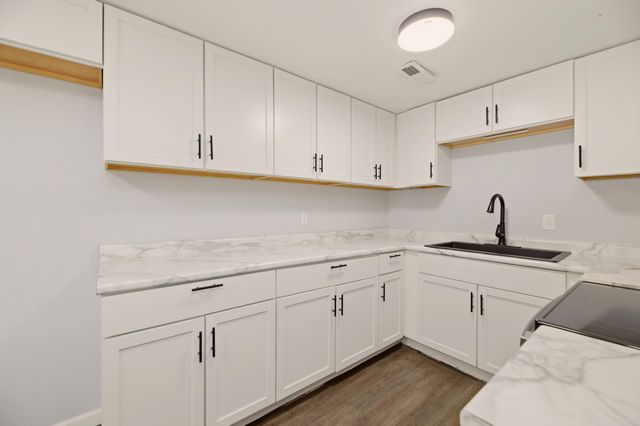1832 S Bonn, Wichita, KS 67213