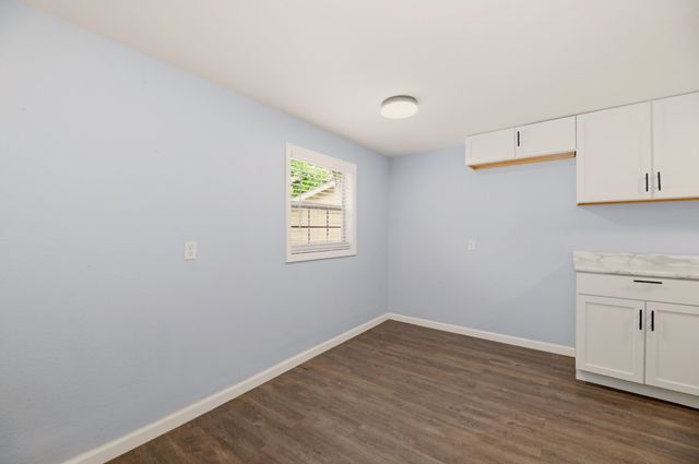1832 S Bonn, Wichita, KS 67213