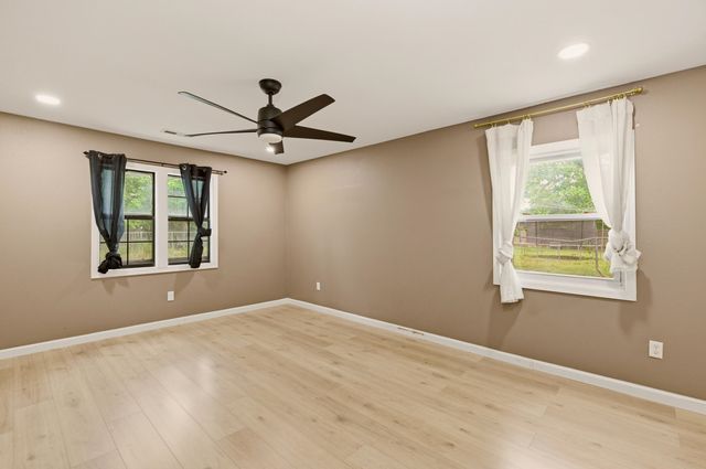 1832 S Bonn, Wichita, KS 67213