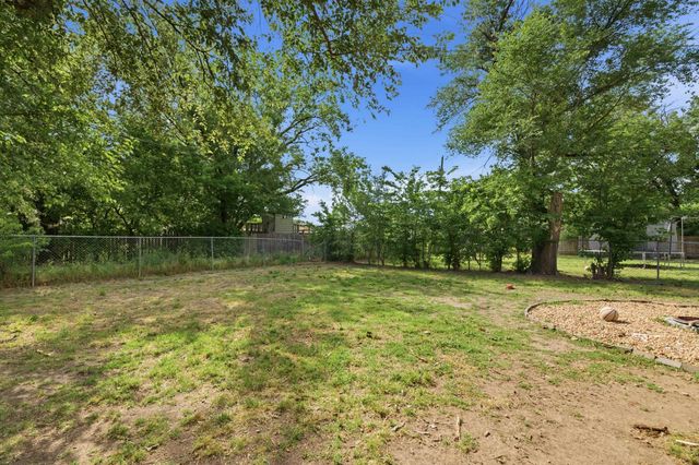 1832 S Bonn, Wichita, KS 67213