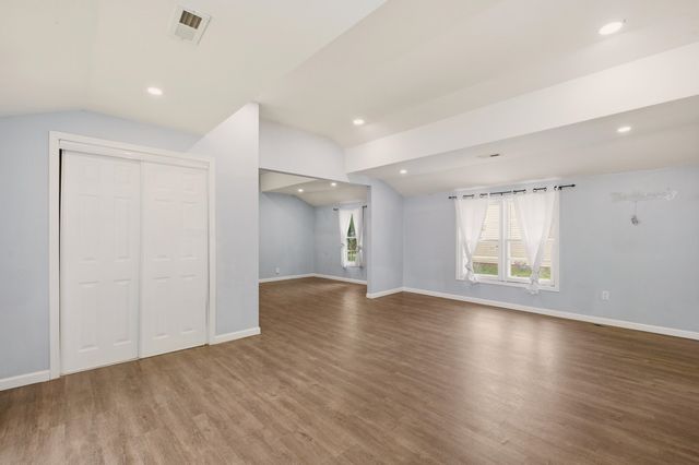 1832 S Bonn, Wichita, KS 67213