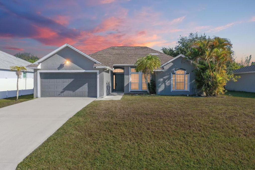 2619 SW Fair Isle Road, Port St. Lucie, Port St Lucie, FL 34987