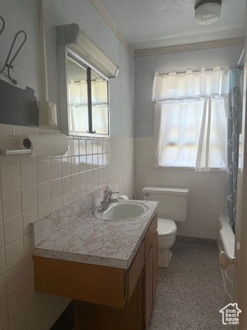 286 DUCHESNE ST, Helper, UT 84526