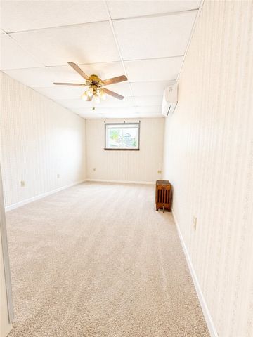 416 Grant St, Centerville, PA 15358