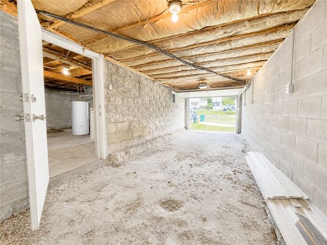 416 Grant St, Centerville, PA 15358