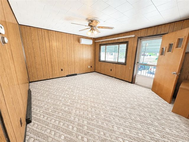 416 Grant St, Centerville, PA 15358