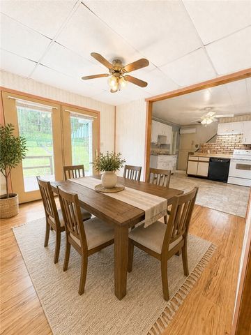 416 Grant St, Centerville, PA 15358