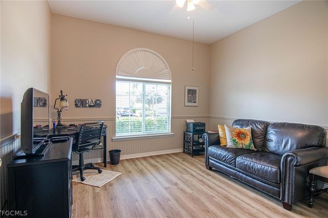 2527 Blackburn CIR, Cape Coral, FL 33991