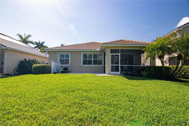 2527 Blackburn CIR, Cape Coral, FL 33991