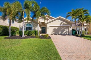 2527 Blackburn CIR, Cape Coral, FL 33991