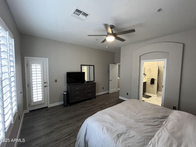 7445 E EAGLE CREST Drive 1064, Mesa, AZ 85207