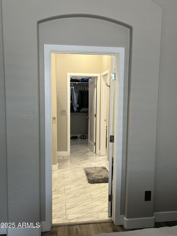 7445 E EAGLE CREST Drive 1064, Mesa, AZ 85207