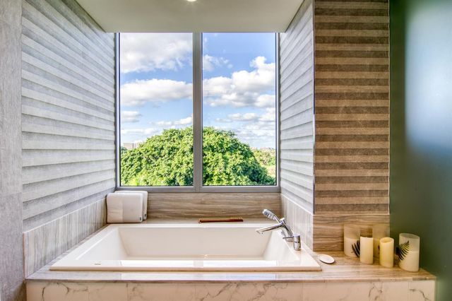 1 Water Club Way 601, North Palm Beach, FL 33408