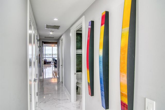 1 Water Club Way 601, North Palm Beach, FL 33408