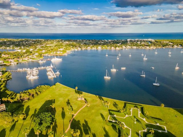 1 Water Club Way 601, North Palm Beach, FL 33408