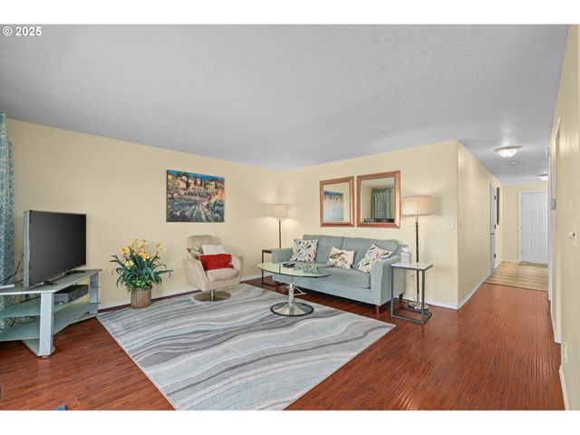 1414 BRANDT Rd B17, Vancouver, WA 98661