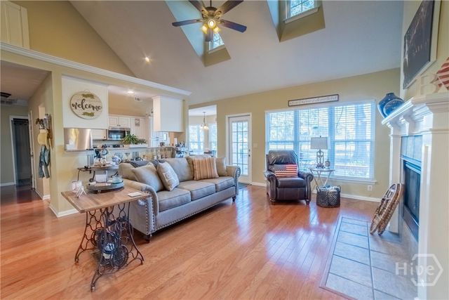 87 Heron View Court, Richmond Hill, GA 31324