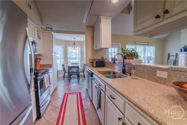87 Heron View Court, Richmond Hill, GA 31324